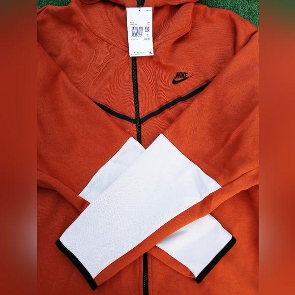 NWT Mens Nike Tech Fleece size 3XL - Picture 3 of 4